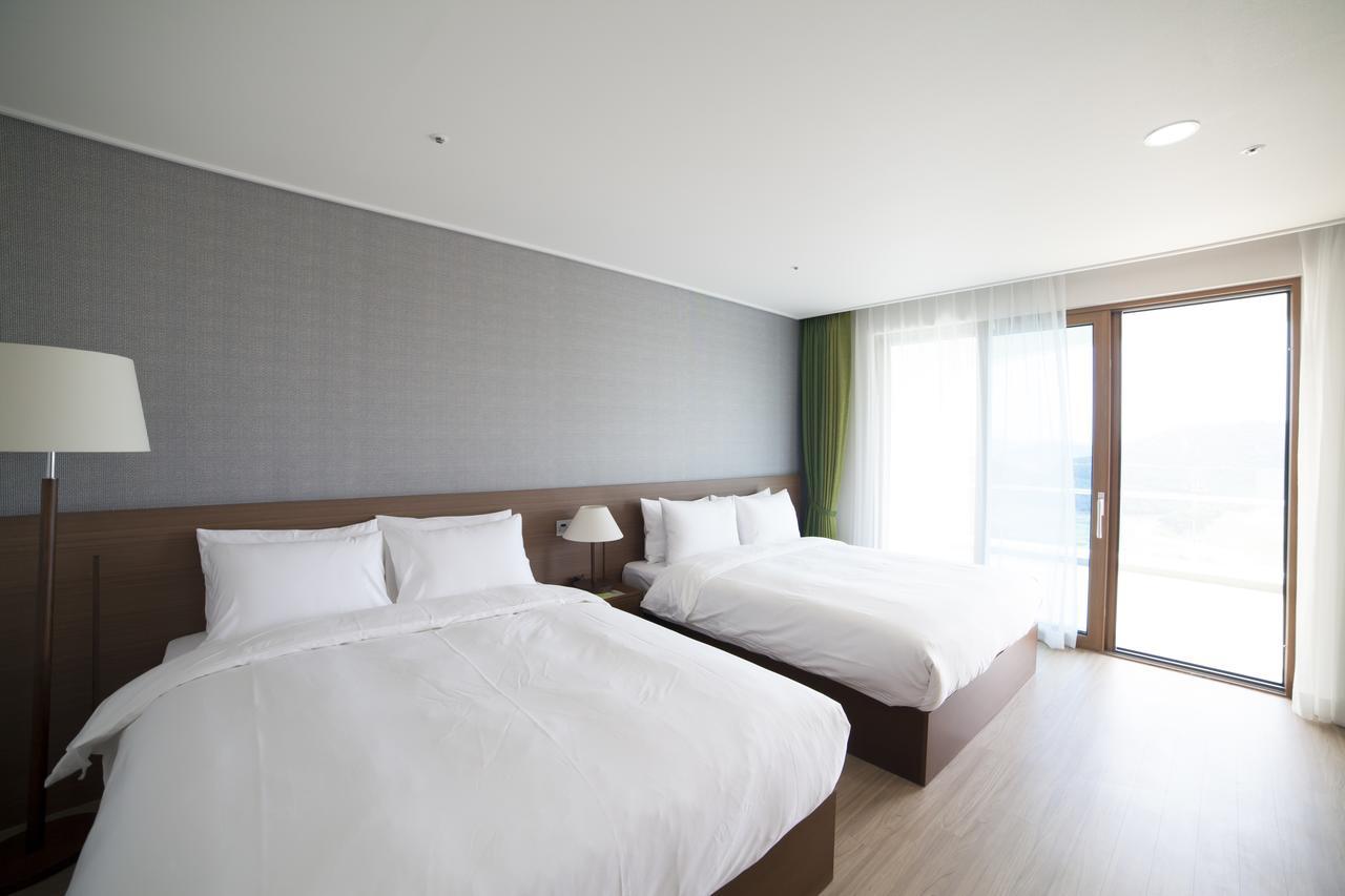 Dongwon Youthhostel Тхонйон Екстер'єр фото