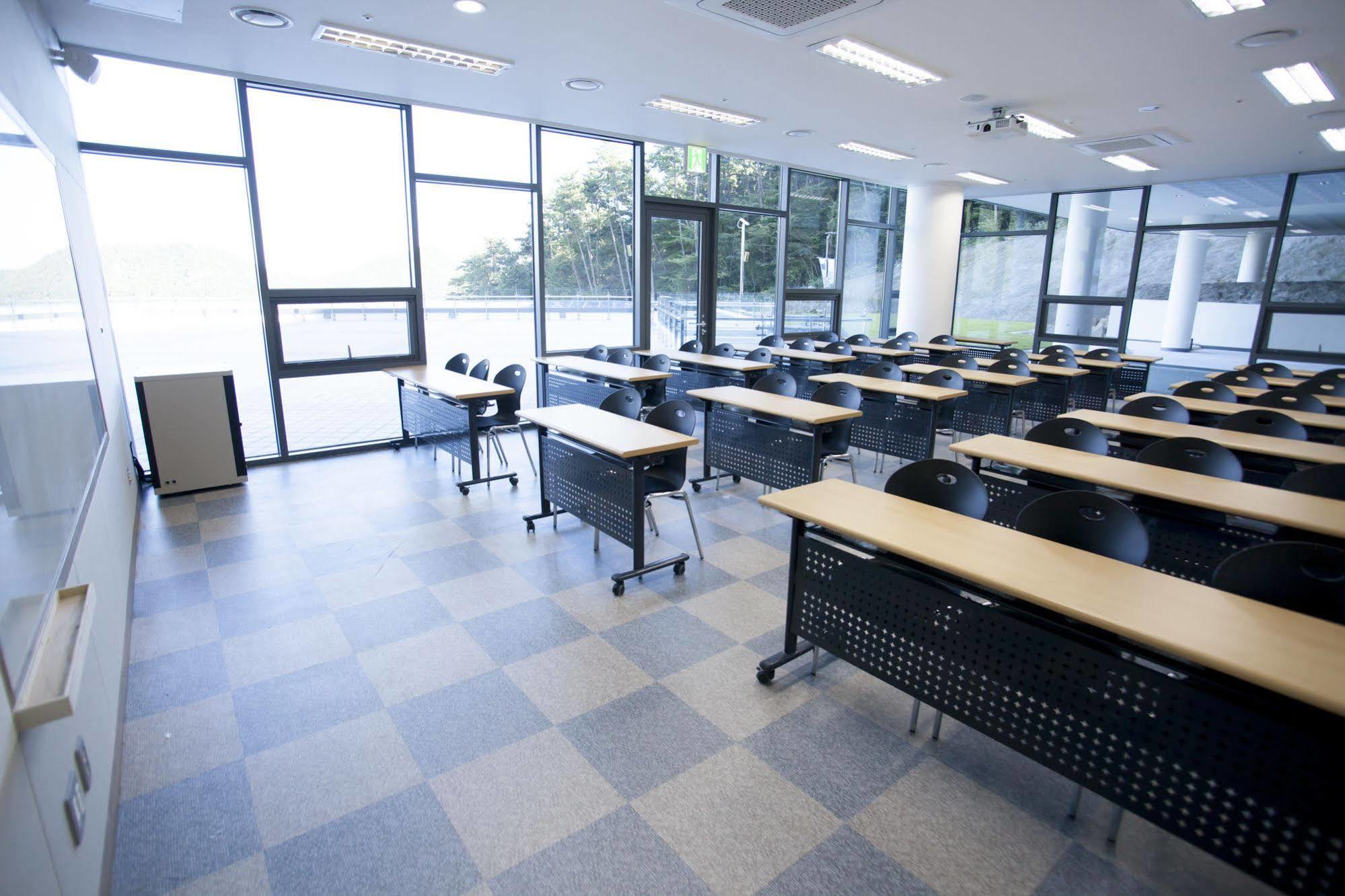 Dongwon Youthhostel Тхонйон Екстер'єр фото